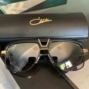 Legend collection… oversized lenses/ bold and sassy style